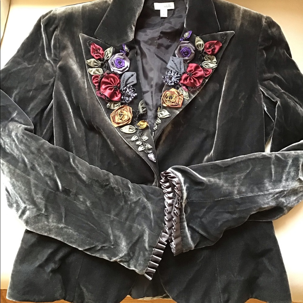 Odille velvet jacket size 6